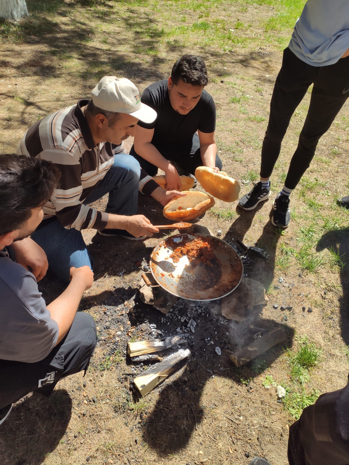 2021-2022 Bahar Döneminde Elektrik Programı Döngel Hidro Eektrik Santraline Yapmış Olduğu Teknik Gezi