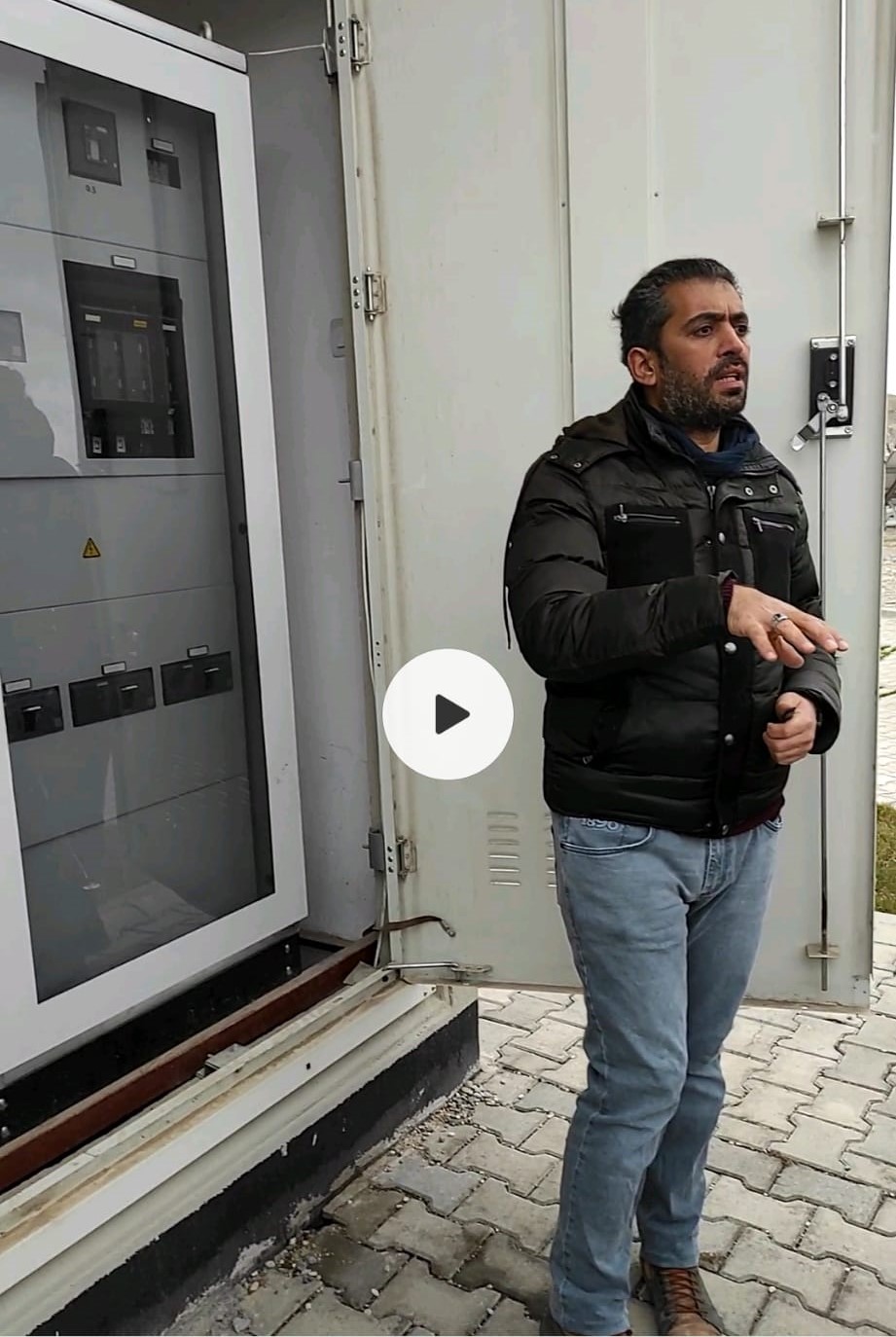 4.01.2022 tarihinde Elektrik programı öğrencileri için düzenlenen , Elis grup Güneş Elektrik santralı teknik gezisinden görüntüler.